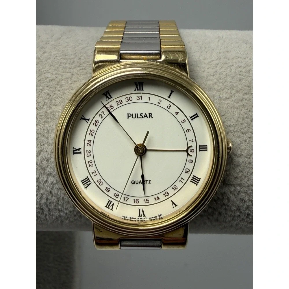 Pulsar V337-7000 New Battery Mens Calendar Watch 33MM 7.5